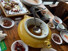 -老唐三下锅 ·张家界地标美食(溪布街店)