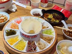 -怪噜范·老贵阳街头名小吃(汇金星力城店)