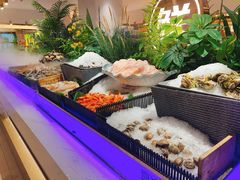 -享遇.锅姥姥牛排海鲜自助(小寨店)