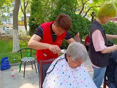 -艺采红鹰职业培训学校