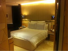 iphone_upload_pic-上海浦东丽思卡尔顿酒店