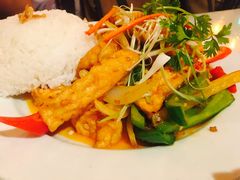 -Lanterns Vietnamese Restaurant