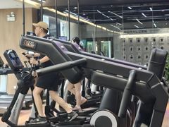 -威克健身游泳(万菱汇店)