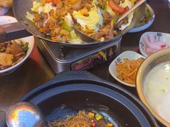 -富正毅三下锅·湘西韵味(天门山索道店)