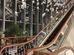 -半山书局(新世纪商城店)