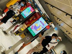 -麦当劳(中山公园龙之梦店)