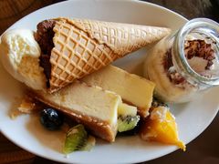 -大连君悦酒店 · VIVA(星海广场店)