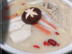 -三人行骨头王火锅(长寿店)