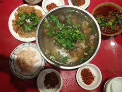 -谢老五跷脚牛肉·非遗传承店