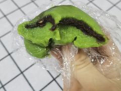 豆沙青团-许阿姨糕团店(南京总店)