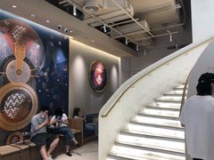 等位区-Tims天好咖啡(江干万象城店)