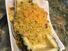 菠萝炒饭-凯荟·不止酸菜鱼(广州鸿德国际店)