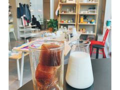 黑砖拿铁-dotcom coffee古点咖啡(致真大厦店)