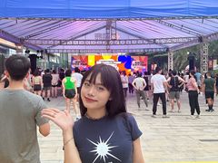 -银泰百货(厦门国贸中心店)