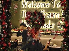 -大头虾越式风味餐厅(光明广场店)