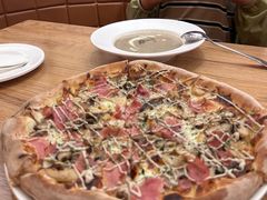 -城市大道红炉披萨烘焙坊