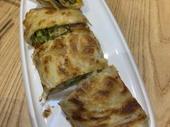 蛋饼-弄堂咪道-饭香·面香·馄饨香(汇锦广场店)