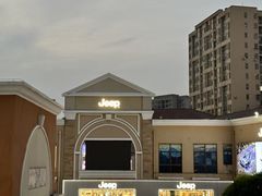 -百联奥特莱斯广场(武汉盘龙店)
