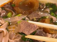 -啊墨江牛烂烀米线