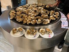 烤生蚝-东方红海鲜百汇(国际大厦店)