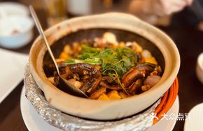 Braised Eel in Clay Pot
