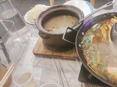 -霄汉牛三鲜湖北砂锅菜(万松园2店)