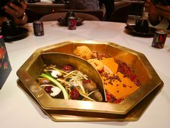 丙申臺鸳鸯锅-丙申臺火锅