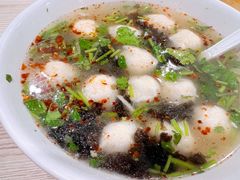 鱼丸汤-老滕家过桥米线(金鱼胡同店)