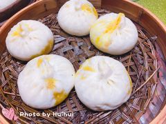 蟹黄包-留芳·文旅古月楼(老街店)