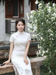 -一揽芳华汉服旗袍体验馆(拙政园店)