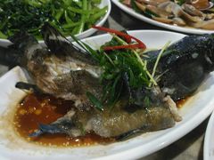 -四川小胡子海鲜(丁村万人海鲜广场店)