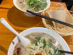 特色全羊汤-刘记羊汤·烧饼夹肘子