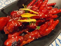 吮指鸡爪-桂满陇天书(南京德基旗舰店)