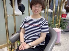 -LAQUEEN 时尚健康假发(万象城总店)