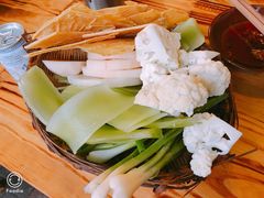 -岗上渣渣老火锅(两路口店)