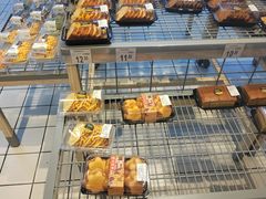 -沃尔玛(前山店)