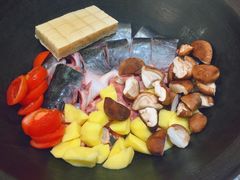 -老刘生态大鱼坊铁锅炖鱼(赛马场店)