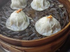 蟹粉小笼-忆秦园小笼包(惠山古镇总店)