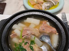 -港丽餐厅