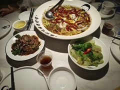 -江渔儿酸菜鱼(万科东荟城店)