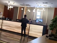 -蓬客精品酒店(南山海岸城购物中心店)