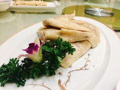 桃园散养鸡-小龙酒家(桂平路店)