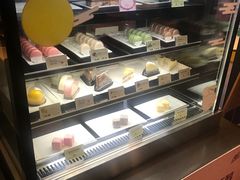 -麦当劳(外高桥DT店)