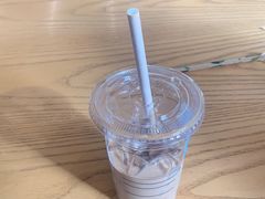 生椰拿铁-瑞幸咖啡(艺树家工场店)