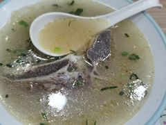 -小杨生煎(金山百联购物中心3楼店)
