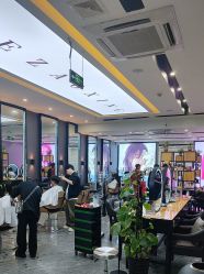 点击看大图 -藤野造型烫染·漂发