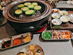 -围炉肉舍丹东海鲜烤肉·烤活鳗(步行街店)