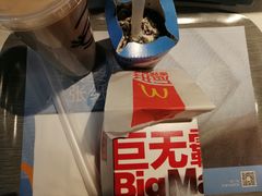-麦当劳(长兴路万达店)