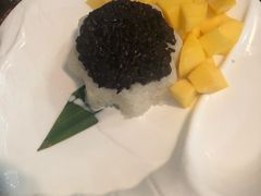 -玖月时尚泰式餐厅