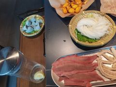 -由衷贵州酸汤牛肉火锅(新桥店)